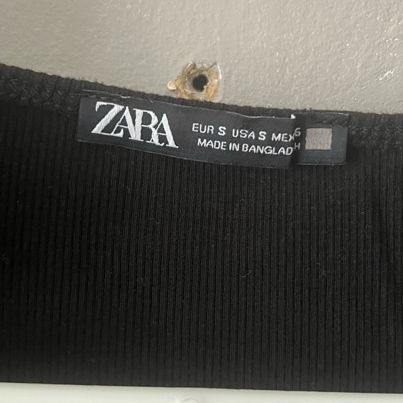 Zara Black Ribbed Ruffle Sleeve Bodysuit Size Small - Picture 3 of 7